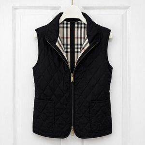 Burberry London Quilted Vest Black Nova Check Lining Made in England Double Zip